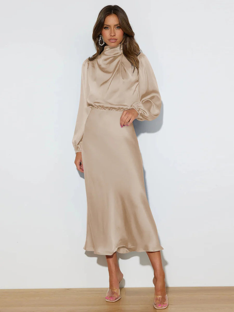 Elegante satijnen jurk
