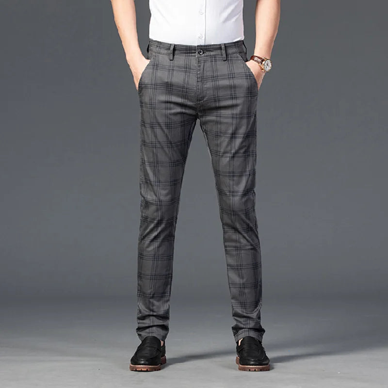 Elegante geruite broek