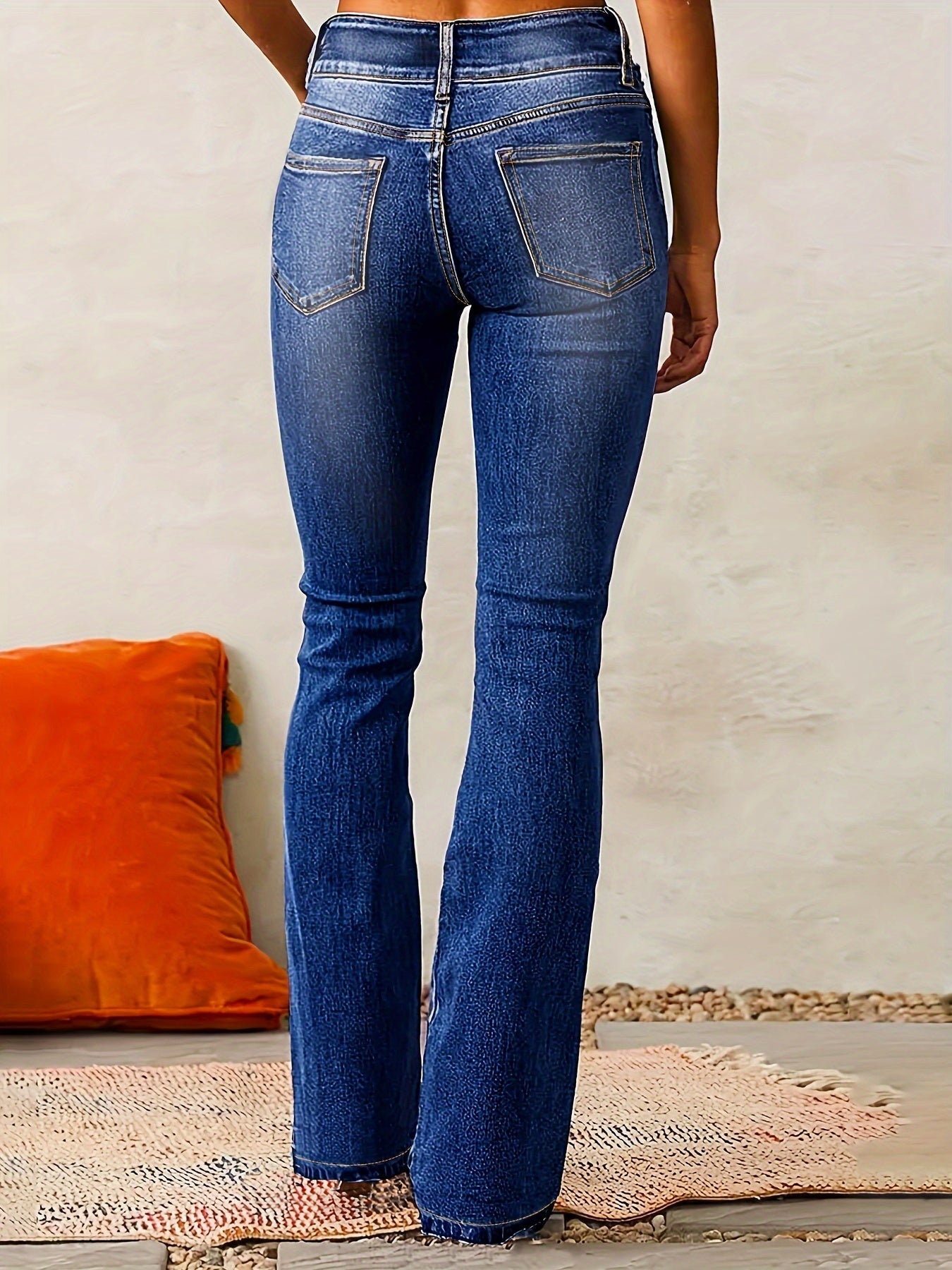 Elegante uitlopende jeans