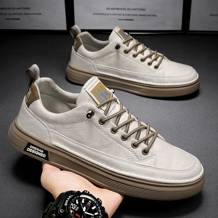 Casual sneakers
